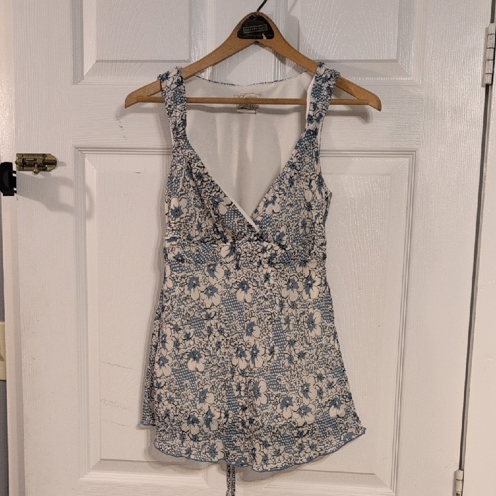 Speechless Blue and White Floral Blouse